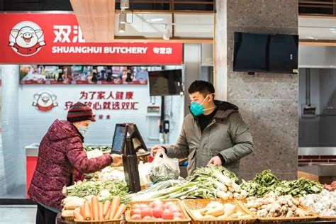 立秋了，实拍菜场熟食店里上海人如何“贴秋膘”→——上海热线消费频道