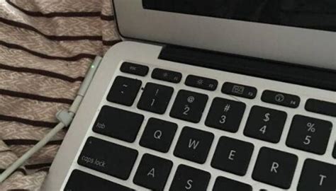 苹果笔记本电脑开不了机原因【图文详情】-啄木鸟家庭维修