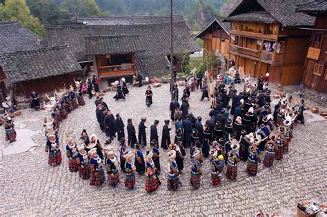 贵州黄平：苗族同胞欢庆“四月八”-人民图片网