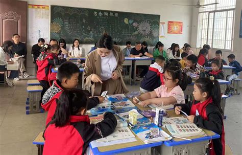 洪湖：市第一小学教联体开展首次教研活动