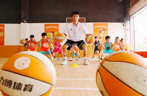 湖南新田：快乐暑假 乐享篮球-人民图片网