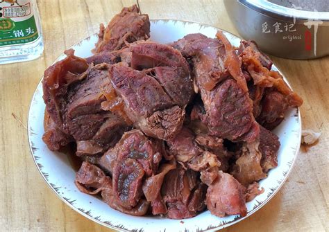 怎样腌制牛肉最嫩最滑，牛肉丁怎么腌制又滑又嫩？