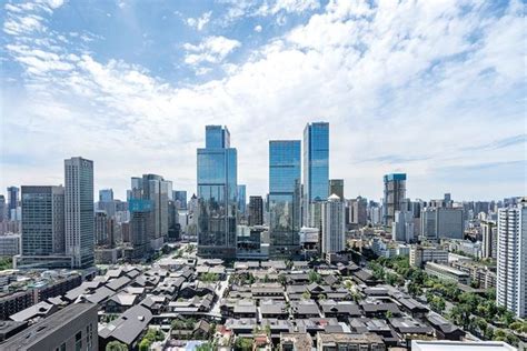 上海优化营商环境“进行时”从未停步，五年来已连续发布5个版本优化营商环境实施方案_手机新浪网