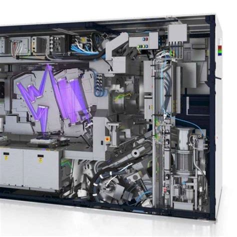 ASML新一代光刻机开始制造，每台价格近10亿元_芯片