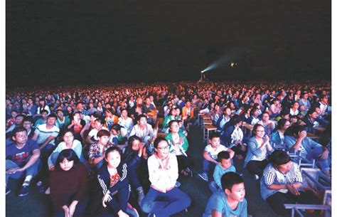 广水“戏曲进校园”首场演出在该市一中举行-随州市人民政府门户网站