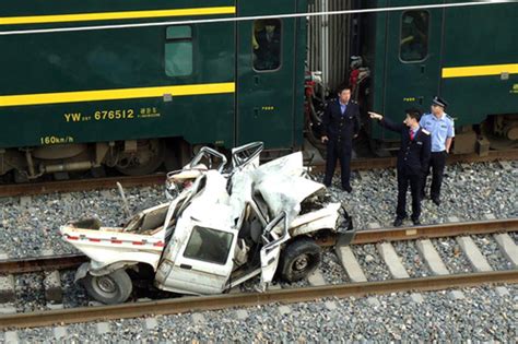相机捕捉到的29个疯狂火车事故，不是被拍摄下来，你都不敢相信！