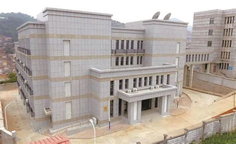 建筑时报-中国援建塞拉利昂 外交培训学院项目移交塞方