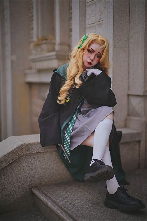 斯莱特林校服图片