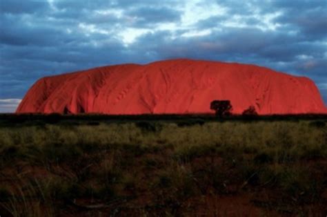 世界著名的旅游胜地，全球25个“十大”世界顶级旅游胜地随你挑（去过的人肯定不一般）_犇涌向乾