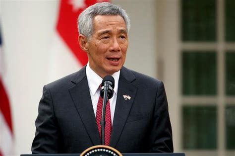 新加坡总理李显龙宣布数月内改组内阁_新浪新闻