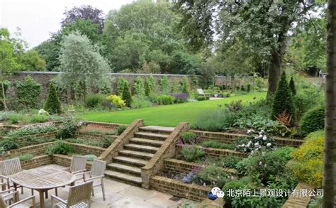 斜坡私人花园的设计-花园案例-筑龙园林景观论坛