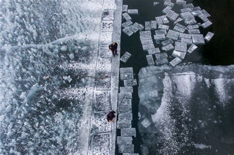 图片故事：一个冰雕师傅的冬与夏-荔枝网图片