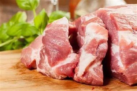 猪肉价格连续22周回落-猪价为什么跌得这么厉害 - 见闻坊