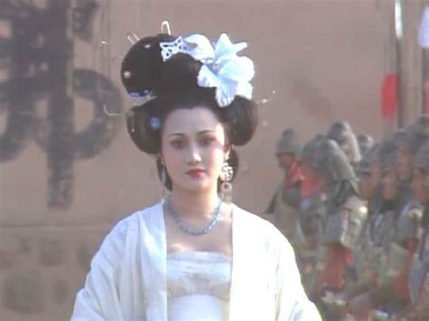 王朝的女人·杨贵妃--腾讯影评