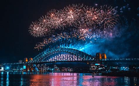 Sydney New Year fireworks to be live streamed on Facebook