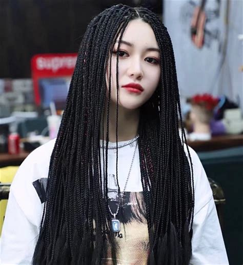 脏辫甜美女生头像图片可爱
