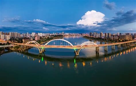 湖南株洲芦淞大桥：手机里的风景