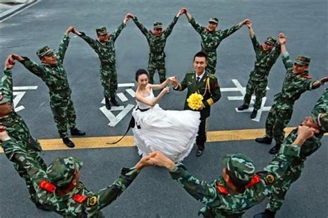 实拍军婚现场，军婚不易，一定要幸福快乐_腾讯视频