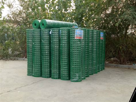 供应浸塑荷兰网 厂家防护围栏网 金属双边养殖丝网护栏网养鸡围栏-阿里巴巴