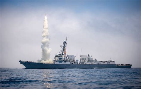 美国最新“阿利·伯克”级驱逐舰完成试航_军事频道_中华网