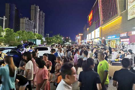 行山行海∣衡阳首场车尾箱摆摊夜市火热开摆了_房产资讯-衡阳房天下