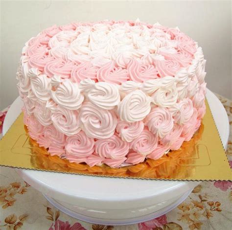 粉色心形蛋糕高清图片下载-正版图片600460762-摄图网