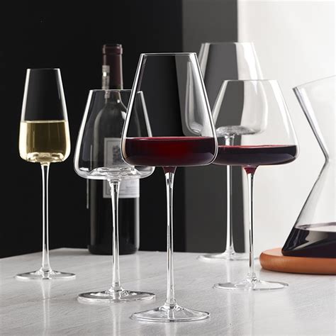 水晶玻璃红酒杯一体成型无铅玻璃高脚杯勃艮第创意葡萄酒杯套装-阿里巴巴