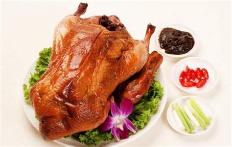 吃货来北京，怎能不尝尝北京烤鸭？