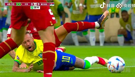 世界杯-巴西2-0塞尔维亚 理查利森侧勾破门+梅开二度_PP视频体育频道