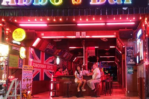 【芭提雅酒吧街摄影图片】泰国芭提雅纪实摄影_玉合子的博客_太平洋电脑网摄影部落