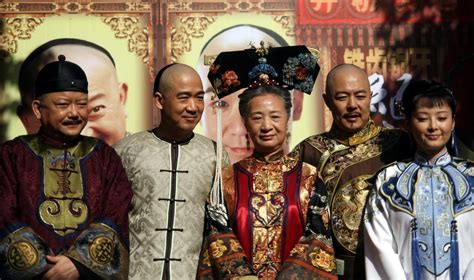 历史上的和珅、纪晓岚和刘罗锅，他们三人真实的关系原来是这样！