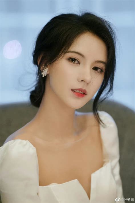 张予曦头像甜美女生可爱