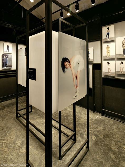 韩国汉城阿迪达斯鞋店设计 – 米尚丽零售设计网 MISUNLY- 美好品牌店铺空间发现者