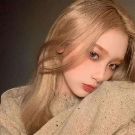 温柔的疯狂头像女生
