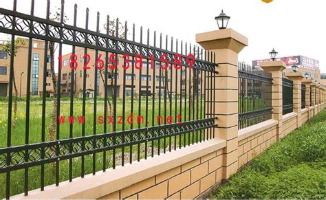 道路护栏_道路护栏_产品展示_长春市天顺装饰工程有限公司