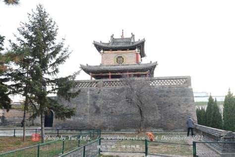 近日，从山西省文物局传来消息，根据《中华人民共和国文物保护法》和《博物馆条例》相关规定，上党戏曲博物馆通过省级确认备案。