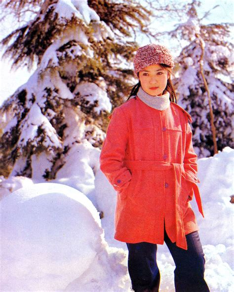 1980年代女影星任冶湘，罕见剧照老照片，因电影《乡情》而出名|乡情|任冶湘|女影星_新浪新闻