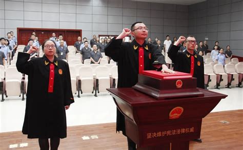 简阳法院举行新入额法官宪法宣誓仪式-四川省简阳市人民法院