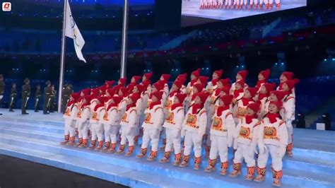 北京冬奥会开幕在即，安踏开启冬奥营销第一棒 | 体育大生意