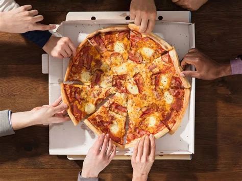 提问：为什么披萨多是圆形的，但装披萨的盒子却多是方形的？-Dr.Pizza比萨学院 上海中萨实业有限公司-手机版