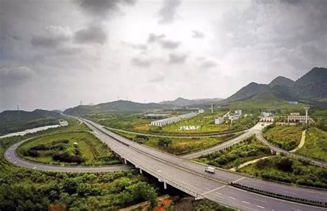 强攻重大项目扩投资 江西高速公路投资同比增长68%__凤凰网