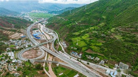 4条高速让南涧进入大理、普洱、临沧“1小时经济圈”_高速公路_南景_大南