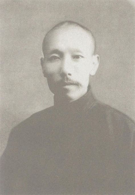 国军高级将领张淦每次战斗竟要算卦，人称罗盘将军，兵败被俘