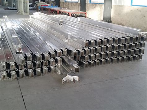 XLC-L密集型铝母线槽 - 密集型母线槽-产品中心 - 江苏佳维电气有限公司