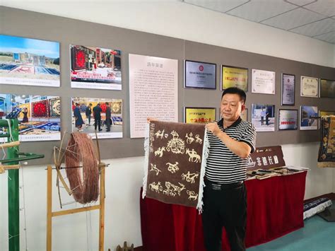 隆林各族自治县60周年县庆民族特色商品展示展销会开展 - 广西县域经济网