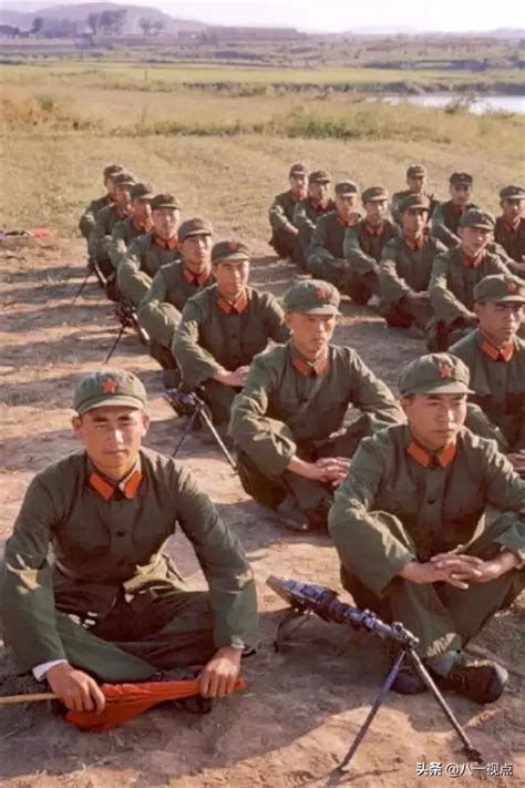 70年代65式军服、部队食堂珍贵影像，太怀念了|军服|食堂|部队_新浪新闻