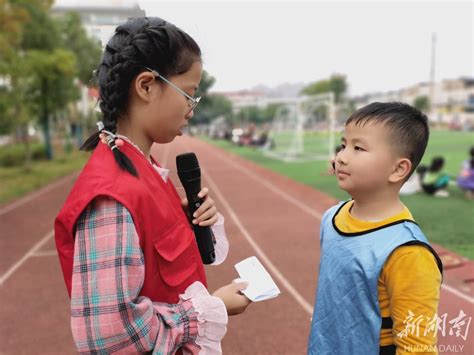 天水新华小记者开展“六一”儿童节校园主题体验采访 - 活动项目 - 青少网