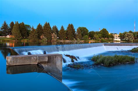 蛇河秘鲁桥附近的双胞胎瀑布,爱达荷州,美国高清图片下载-正版图片300102277-摄图网