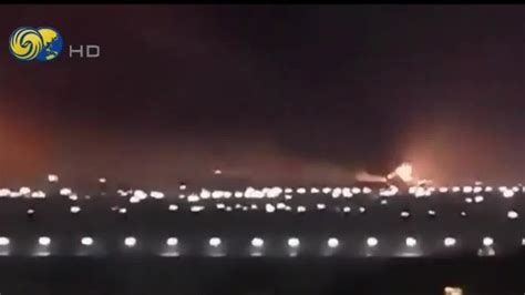 俄罗斯临近乌克兰城市发生爆炸起火 一处火灾现场疑为军械库_凤凰网视频_凤凰网