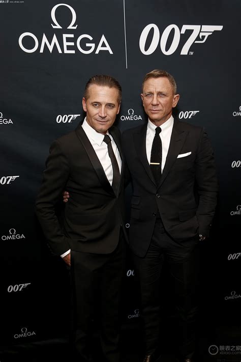 欧米茄_邦德之夜 星耀纽约 ——007电影制片人和丹尼尔·克雷格亮相欧米茄全新007腕表发布活动|腕表之家xbiao.com